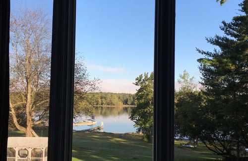Broadalbin House | 'Luxury' Waterfront Home - 30 Minutes from Downtown Saratoga