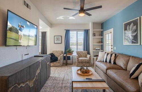 Kierland Apartment | Luxury Workspace and Relaxation N171