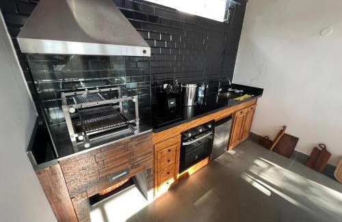 Vila Everest Apartment | LVR 14 - Cobertura com churrasqueira e próximo ao Capivari