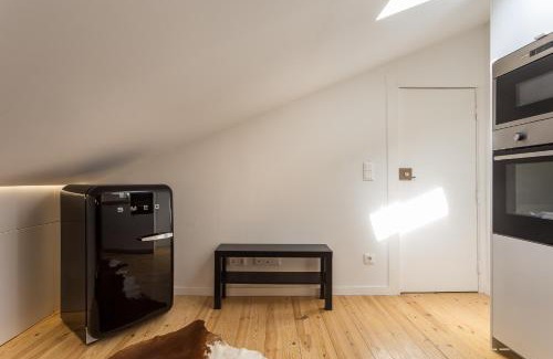 Alcantara Apartment | LxFactory Apartment