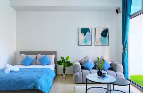 Dubai Marina Apartment | Lxury Brand New Studio w/Balcony and Marina View