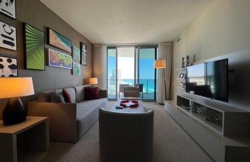 Hollywood South Central Beach Apartment | LYFE, Rent Excelent Apartment in Resort, 4Pax ,Parcial Ocean View