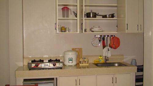 Baguio House | Lyn's Do Drop Inn Transient House
