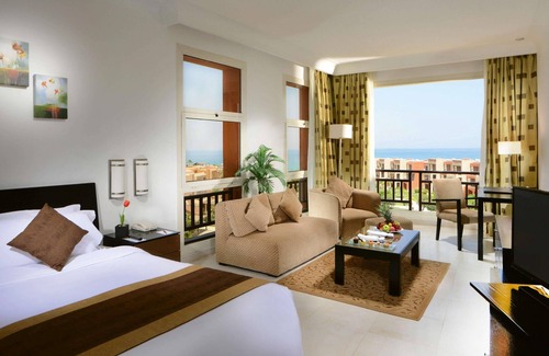 Ataqah Hotel | Mövenpick Resort El Sokhna