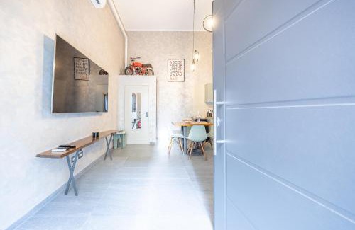 Monterotondo Apartment | M r Loft apartment esclusivo con vasca idromassaggio
