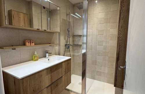 Annemasse Apartment | M57 Marquer T3 proche du tram