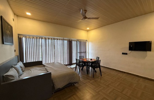 Nainital Hotel | Maakot Homestay