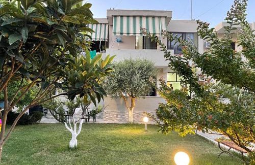 Durres House | Mabel Rooms