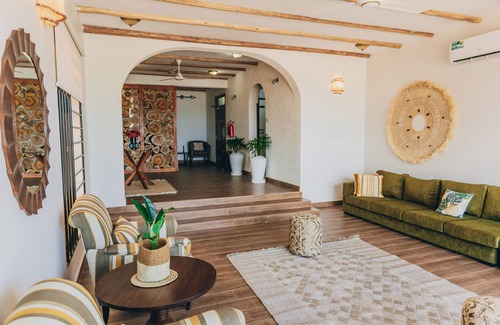 Dar es Salaam Hotel | Mac and Jak Getaway