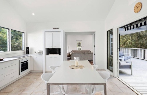 Macmasters Beach House | Mac's Beach House by HolidayCo.