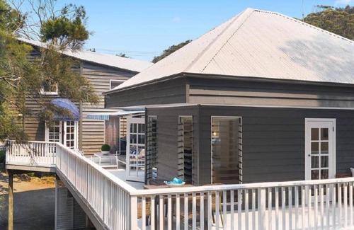 Macmasters Beach House | Mac's Beach House by HolidayCo.