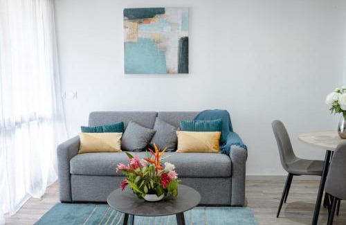 Cayenne Apartment | Madeleine Garden Pool Parking Wifi Netflix