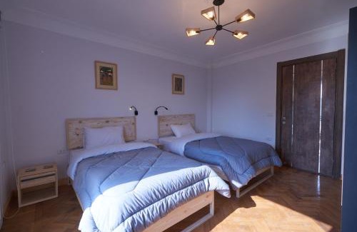 Qasr an-Nil Hostel | Madina Hostel