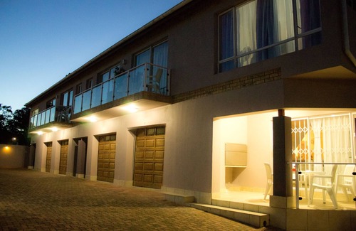 Jeffreys Bay Apartment | Madiolyn