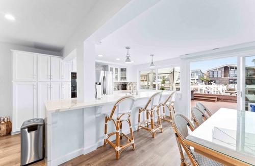 West Newport House | Magical BayFRONT Home w/Epic Dock + Hot Tub
