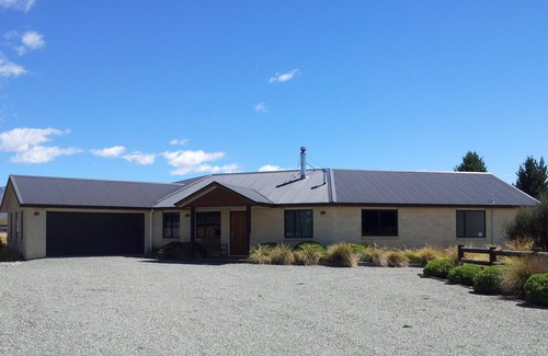 Twizel House | Magnificent Ostler