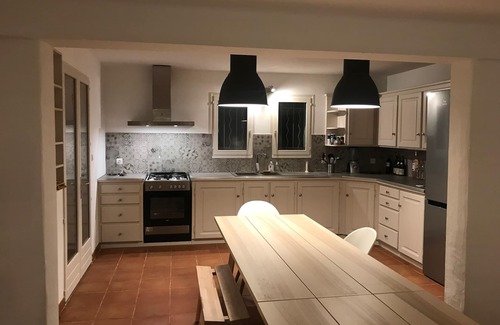 Bonnieux House | Magnificent property comprising house with heated swimming pool and sheepfold