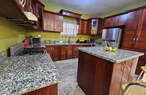 Residencial El Doral House | Magnifico Alojamiento