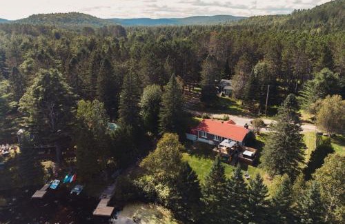 Mauricie Ski Chalet | Magnifique chalet au bord du lac avec Spa