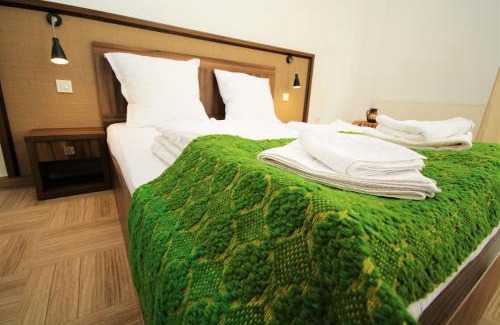Eselnita House | Mai Danube