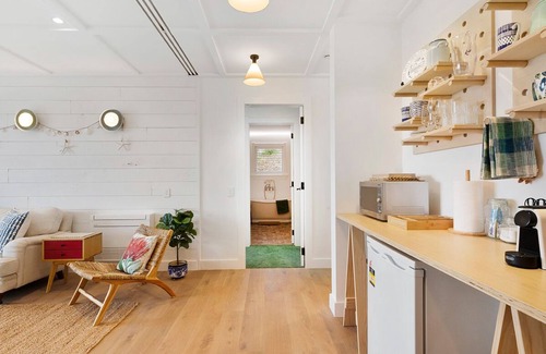 Hatfields Beach House | MaiMoana - Hatfields Beach Cliff-Top Retreat