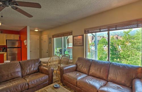 Historic District Apartment | Main St Condo in Tannhauser with Balcony!