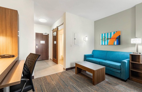 Lancaster Hotel | MainStay Suites Lancaster Dallas South
