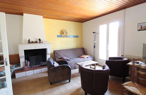 Saint-Pierre-d'Oleron House | Maison 5p pour 10, proche plage, pinède ombragée, animaux admis, Saint-Pierre-d'Oléron - FR-1-246A-88