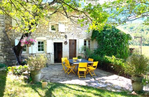 Felines-sur-Rimandoule House | MAISON 8 à 10p, piscine, parc, campagne sans voisin en Drôme provençale