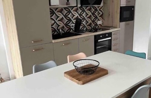 Vendœuvres House | Maison Avec Plan D'eau