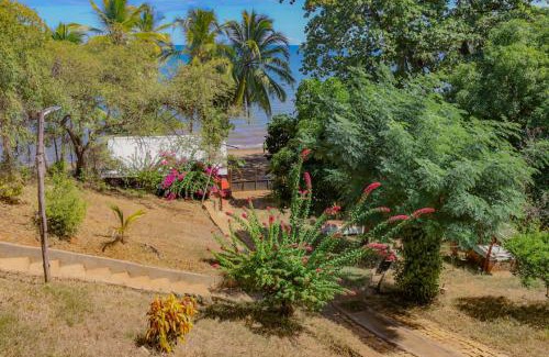 Nosy Be House | Maison Bevalavy Vue mer et plage privée à Nosy Be