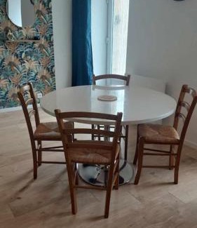 Saint-Martin-sur-Oust Apartment | Maison de ville - wifi - checkin autonome