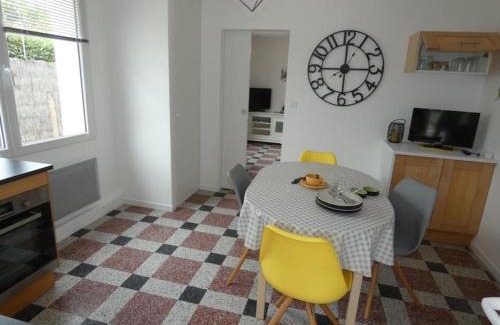 Notre-Dame-de-Monts House | Maison de vacances à Notre-Dame-de-Monts - 4 pers, proche forêt, terr., animaux OK - FR-1-540-281