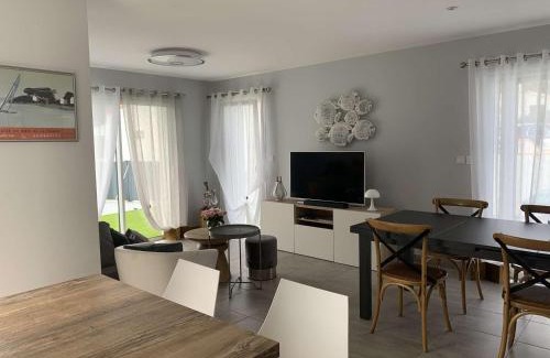 Barbatre House | Maison de vacances avec jardin clos, à proximité de la plage de Barbâtre, 6 couchages - FR-1-224B-227