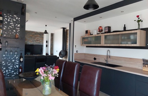 Prades House | Maison de Ville Dans Quartier Residentiel Classé 3 Etoiles