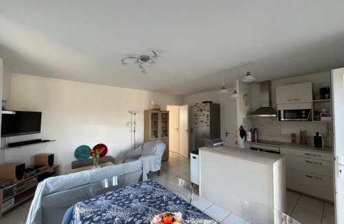 Gujan-Mestras House | Maison familiale avec jardin, proche Dune du Pyla - 3 chambres - TV, WiFi, parking - FR-1-319-536