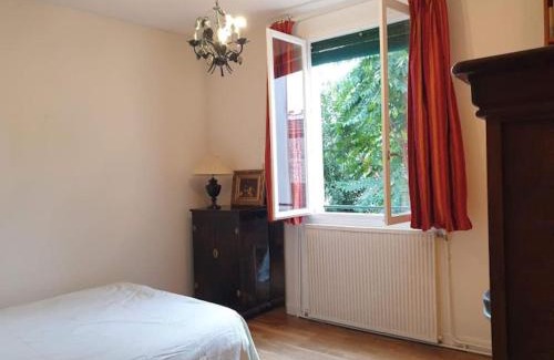 Vitry-sur-Seine Apartment | Maison jardin porte de paris
