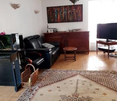 Vitry-sur-Seine Apartment | Maison jardin porte de paris