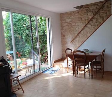 Vitry-sur-Seine Apartment | Maison jardin porte de paris