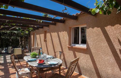 Calvi Villa | maison kiwi avec piscine chauffée terrasse jardin et bbq à Calvi