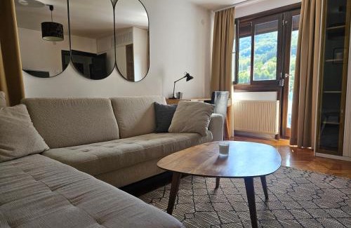 Uzice Apartment | Maison Néphélé