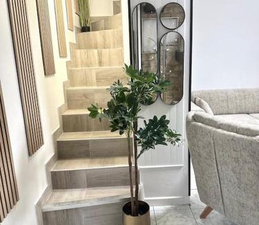 Garges-les-Gonesse Apartment | Maison Perle rare 2 "Le cosy de l'aéroport CDG"