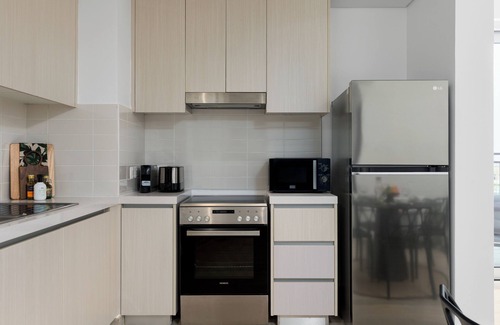 Abu Dhabi Apartment | Maison Privee – Chic Yas Island Escape w/Iconic Ferrari World Vws
