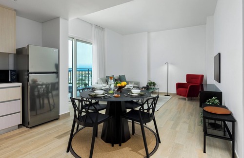 Abu Dhabi Apartment | Maison Privee – Chic Yas Island Escape w/Iconic Ferrari World Vws