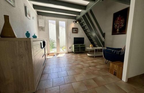 Domino House | Maison rénovée 2 pas plage Oléron, 4 couchages, WIFI, parking - FR-1-246A-331