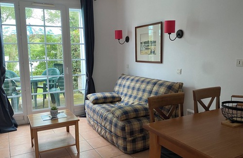 Marciac House | Maisonnette au Bord du lac de Marciac
