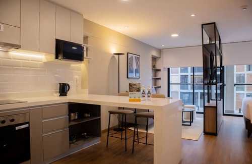 Santa Cruz Apartment | Majestic 1BR With Balcony in Miraflores