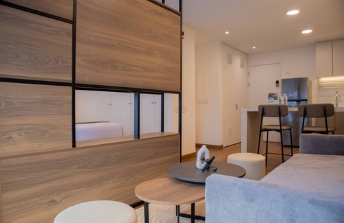 Santa Cruz Apartment | Majestic 1BR With Balcony in Miraflores