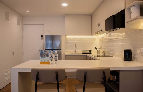 Santa Cruz Apartment | Majestic 1BR With Balcony in Miraflores