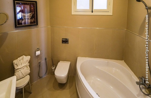 Bab Bhar Hotel | Majestic Hotel